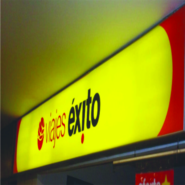 Avisos luminosos Panaflex en Cali | JuanImprime